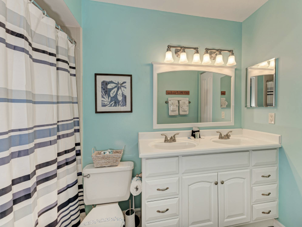 Three Bedroom Pool Duplex in Holmes Beach